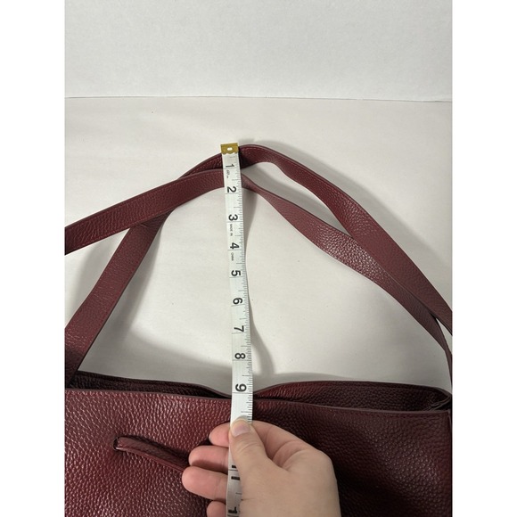 LAGGO burgundy‎ pebbled leather Drawstring Sholder Bag Boho magnetic closure - Picture 11 of 11